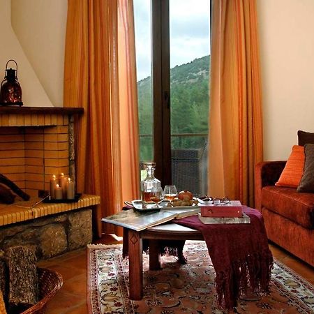 Dryas Guesthouse Polydrossos Phòng bức ảnh
